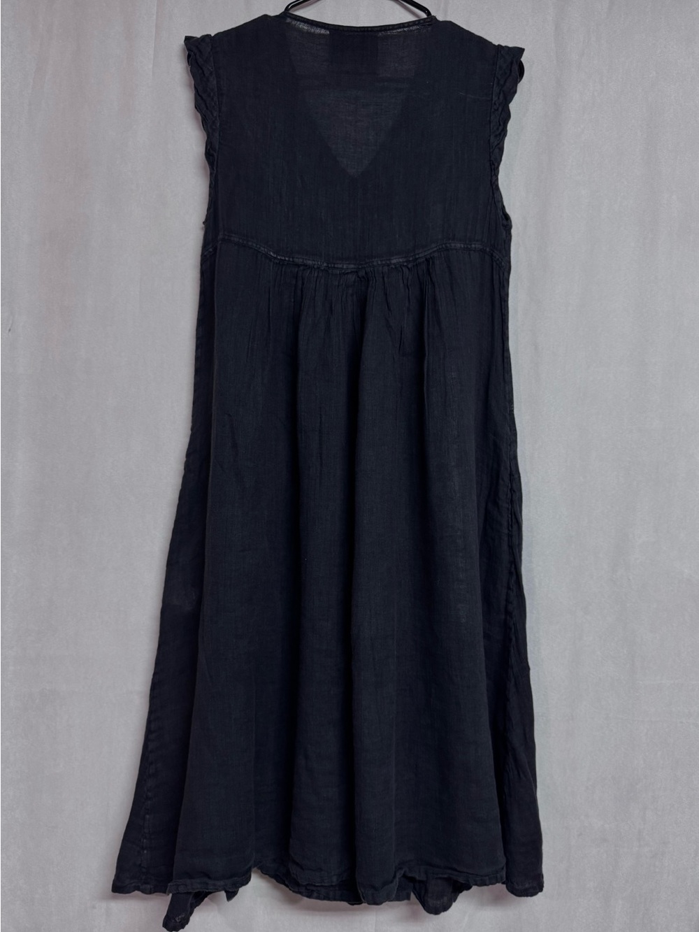 Black V Neck Linen Dress Size Large 100/100 Linen - Picture 2 of 3
